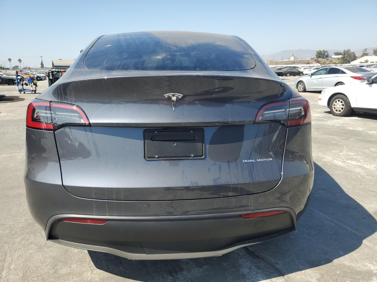 2023 TESLA MODEL Y  VIN:7SAYGDEE1PF938372