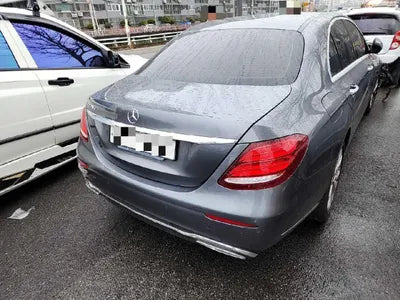 2019 Mercedes-Benz E 220 WDDZF0EB8KA618055 VIN:WDDZF0EB8KA618055