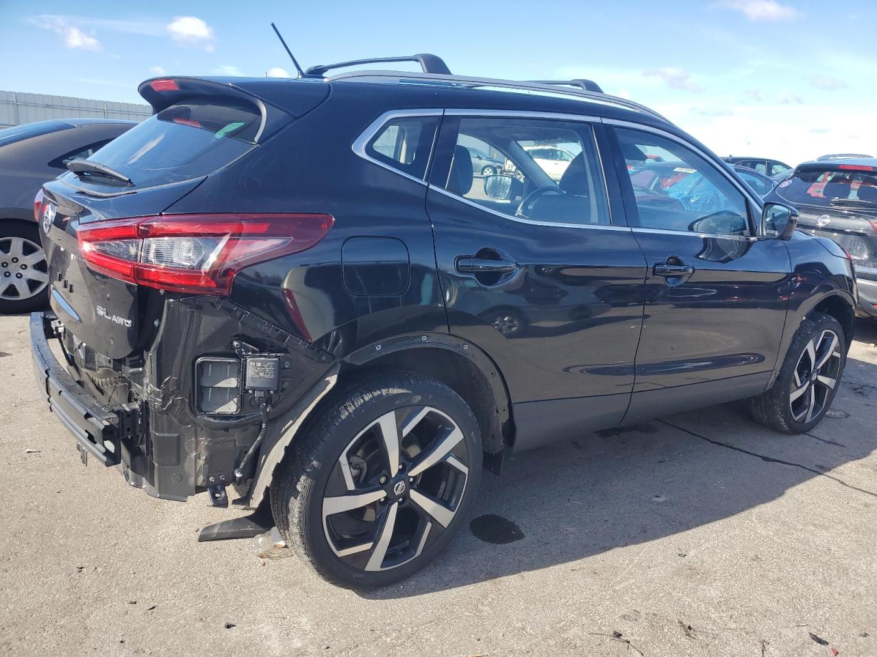 2022 NISSAN ROGUE SPORT SL VIN:JN1BJ1CW9NW680192