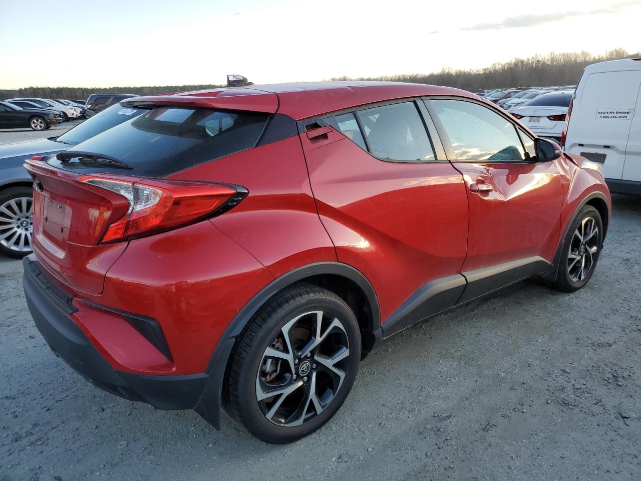 2022 TOYOTA C-HR XLE VIN:NMTKHMBX4NR143037