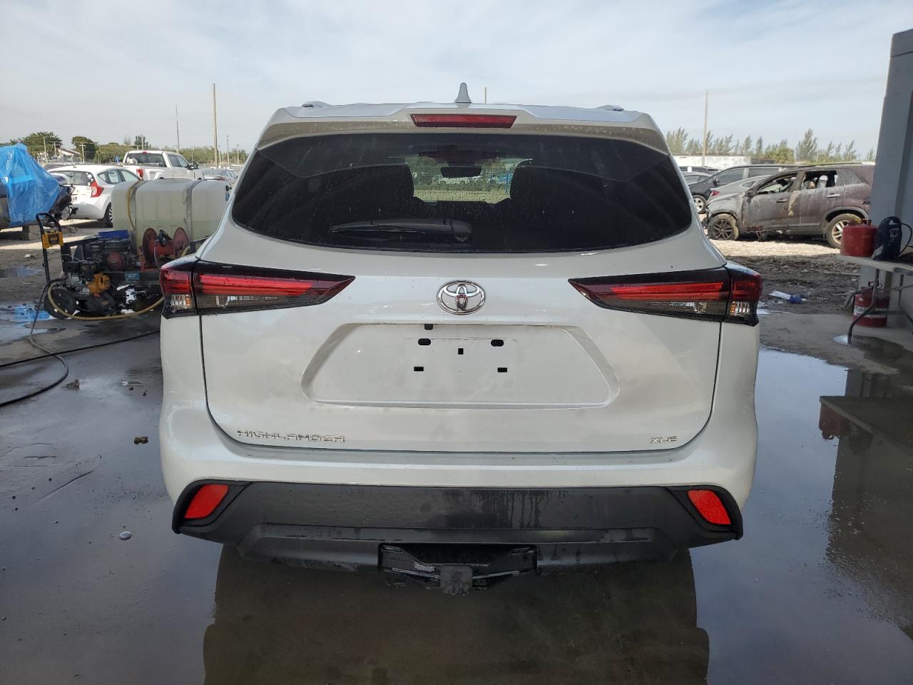 2024 TOYOTA HIGHLANDER LE VIN:5TDKDRAH9RS053120