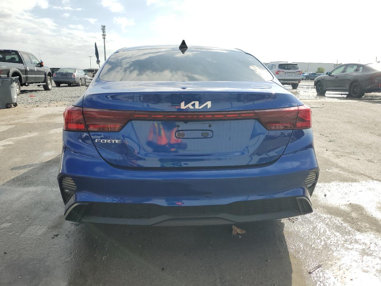 2022 KIA FORTE FE VIN:3KPF24AD4NE464503