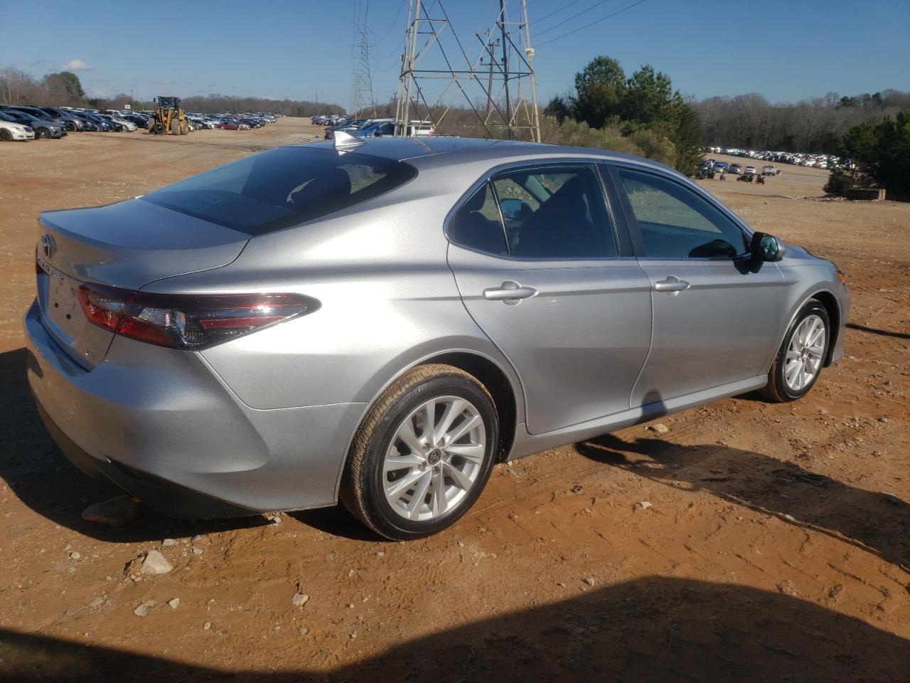 2022 TOYOTA CAMRY LE VIN:4T1C11AK5NU678951