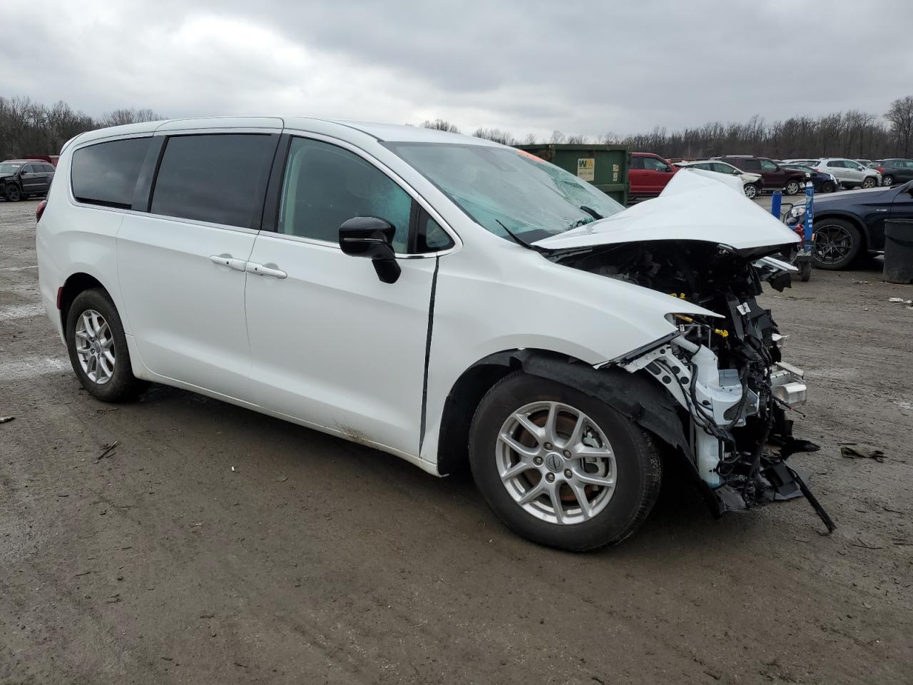 2024 CHRYSLER PACIFICA TOURING L VIN:2C4RC1BG9RR116556