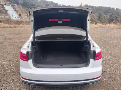 2019 Audi A4 WAUZZZF41KA122114 VIN:WAUZZZF41KA122114