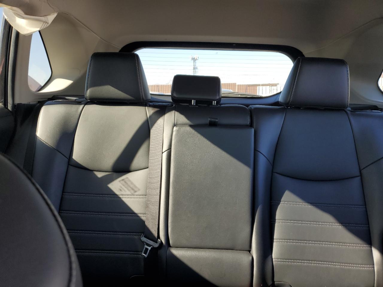 2022 TOYOTA RAV4 XLE PREMIUM VIN:2T3C1RFV2NW203038