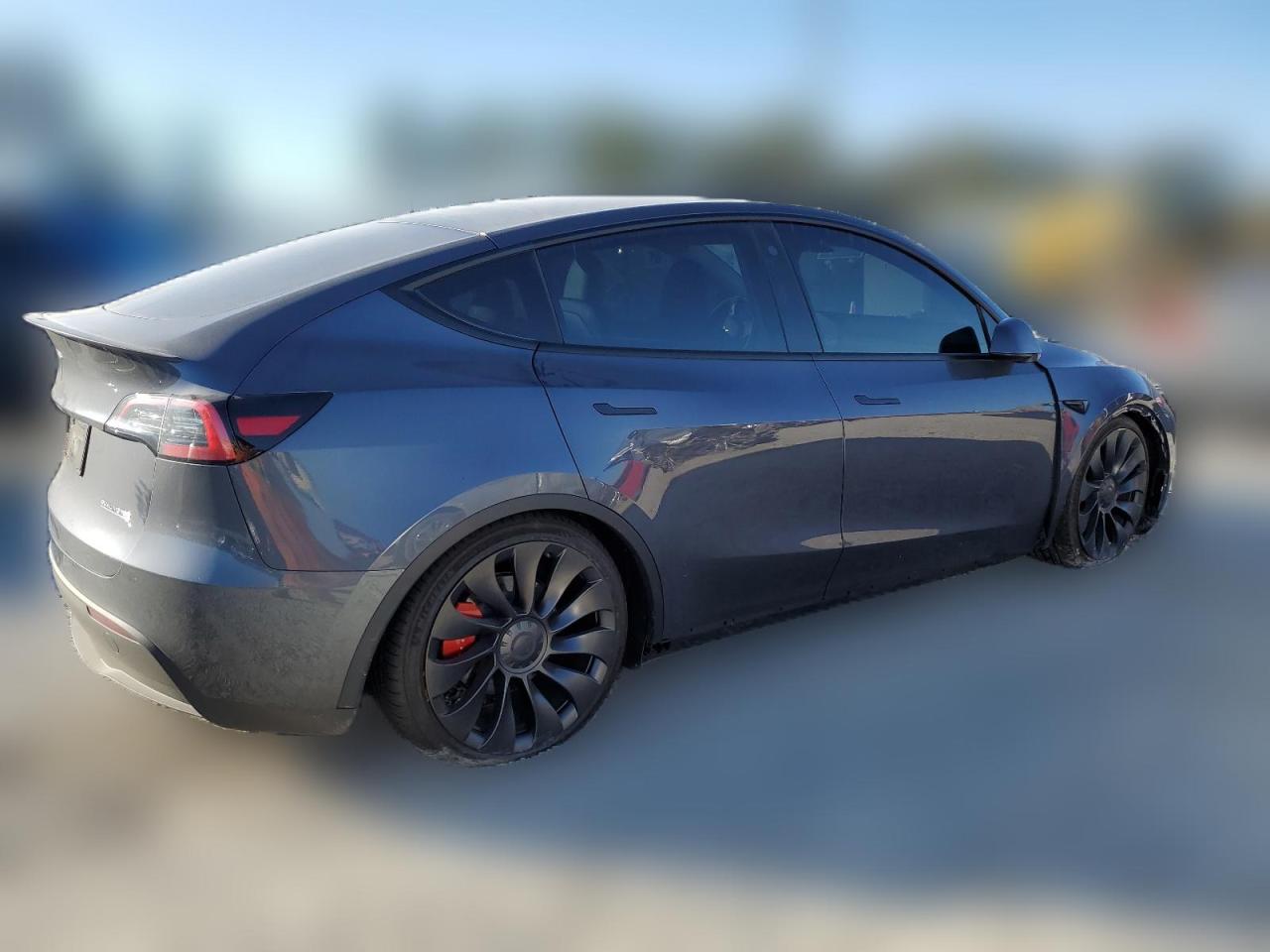 2023 TESLA MODEL Y  VIN:1HGCP3F7XCA004832