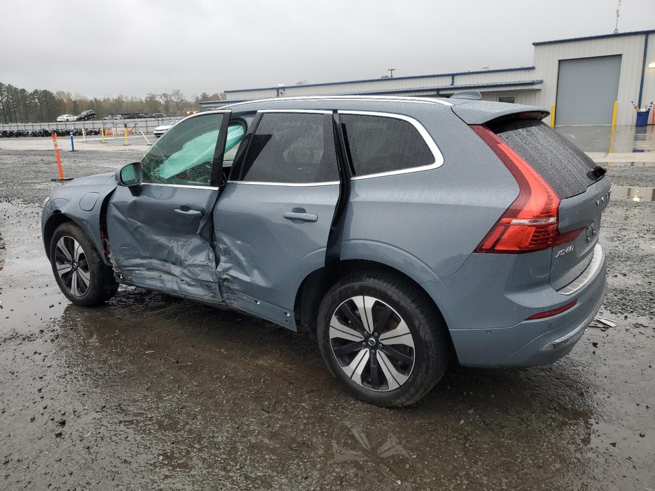 2023 VOLVO XC60 PLUS VIN:YV4H60DE1P1310831