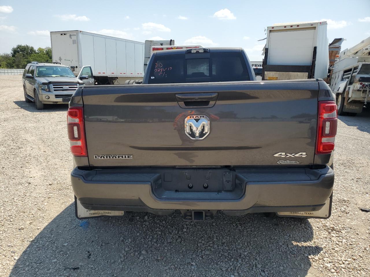 2023 RAM 3500 LARAMIE VIN:3C63RRJL8PG524770