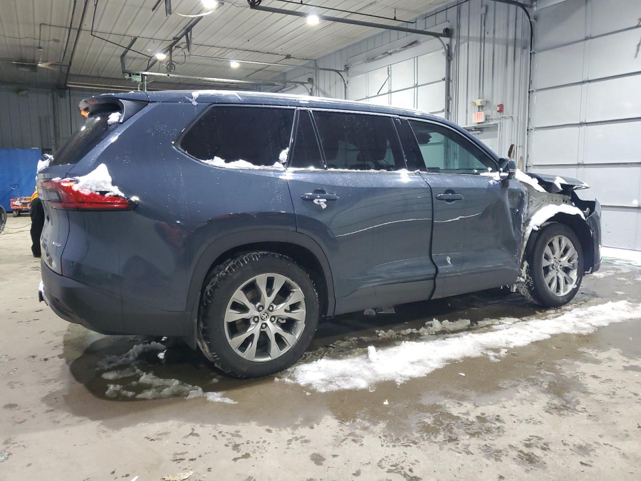 2024 TOYOTA GRAND HIGHLANDER XLE VIN:5TDACAB59RS012958