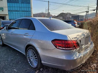 2015 Mercedes-Benz E 300 WDDHF5FB2GB185051 VIN:WDDHF5FB2GB185051