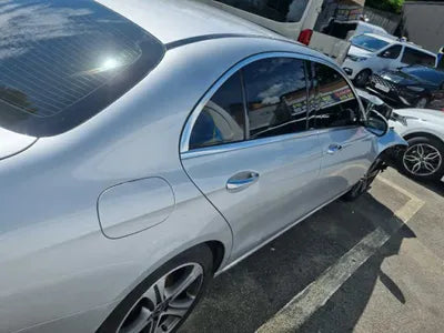 2018 Mercedes-Benz E 300 167KMWDDZF4KB6JA3 VIN:167KMWDDZF4KB6JA3