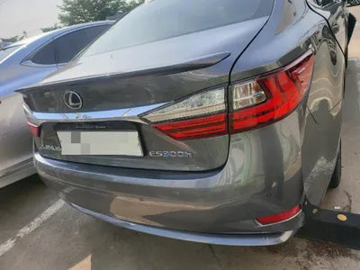 2018 Lexus ES 300 VIN: