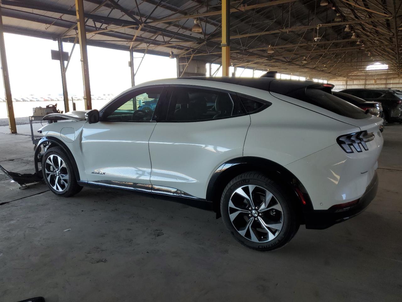2023 FORD MUSTANG MACH-E PREMIUM VIN:3FMTK3R7XPMA27105