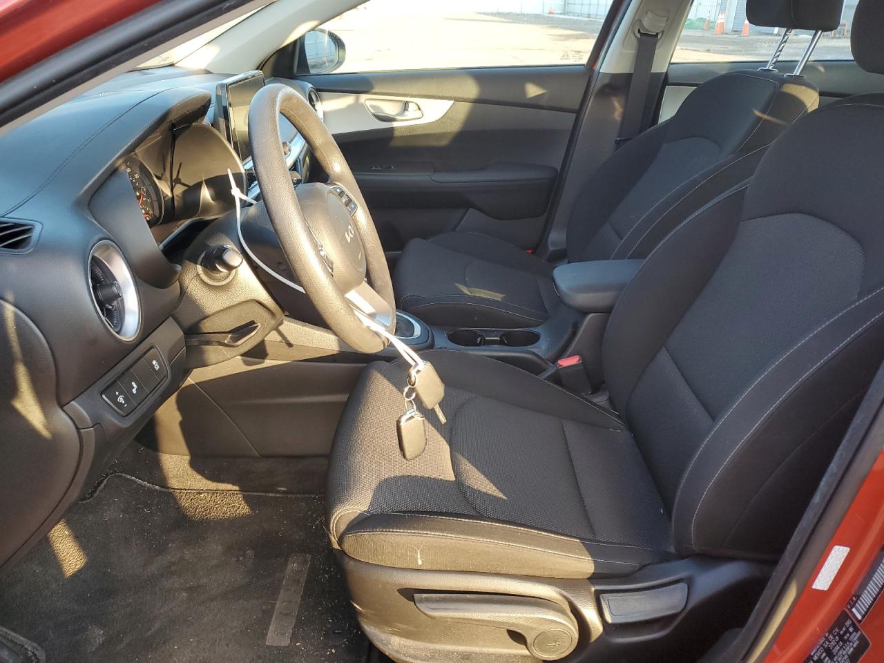 2023 KIA FORTE LX VIN:3KPF24AD2PE514737