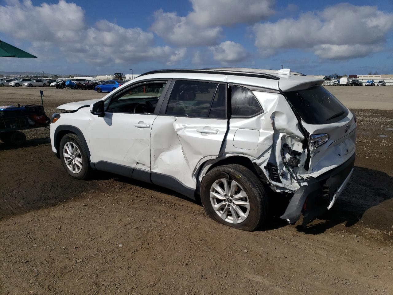 2022 TOYOTA COROLLA CROSS LE VIN:7MUBAAAG1NV023594