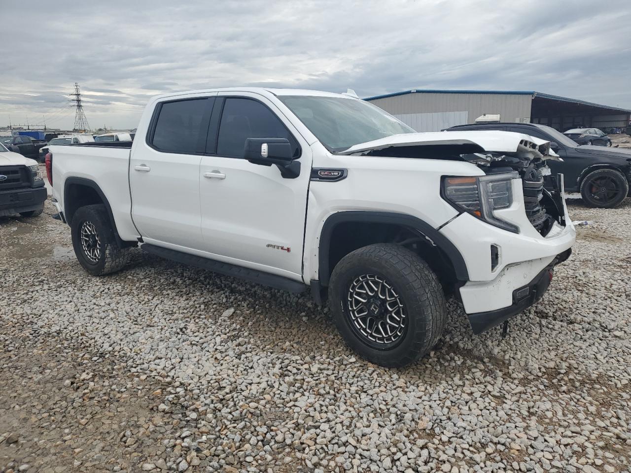 2022 GMC SIERRA K1500 AT4 VIN:3GTPUEEL1NG569431