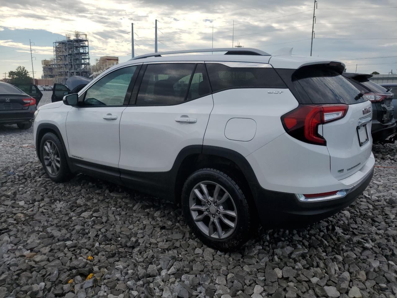 2022 GMC TERRAIN SLT VIN:3GKALPEV1NL210419