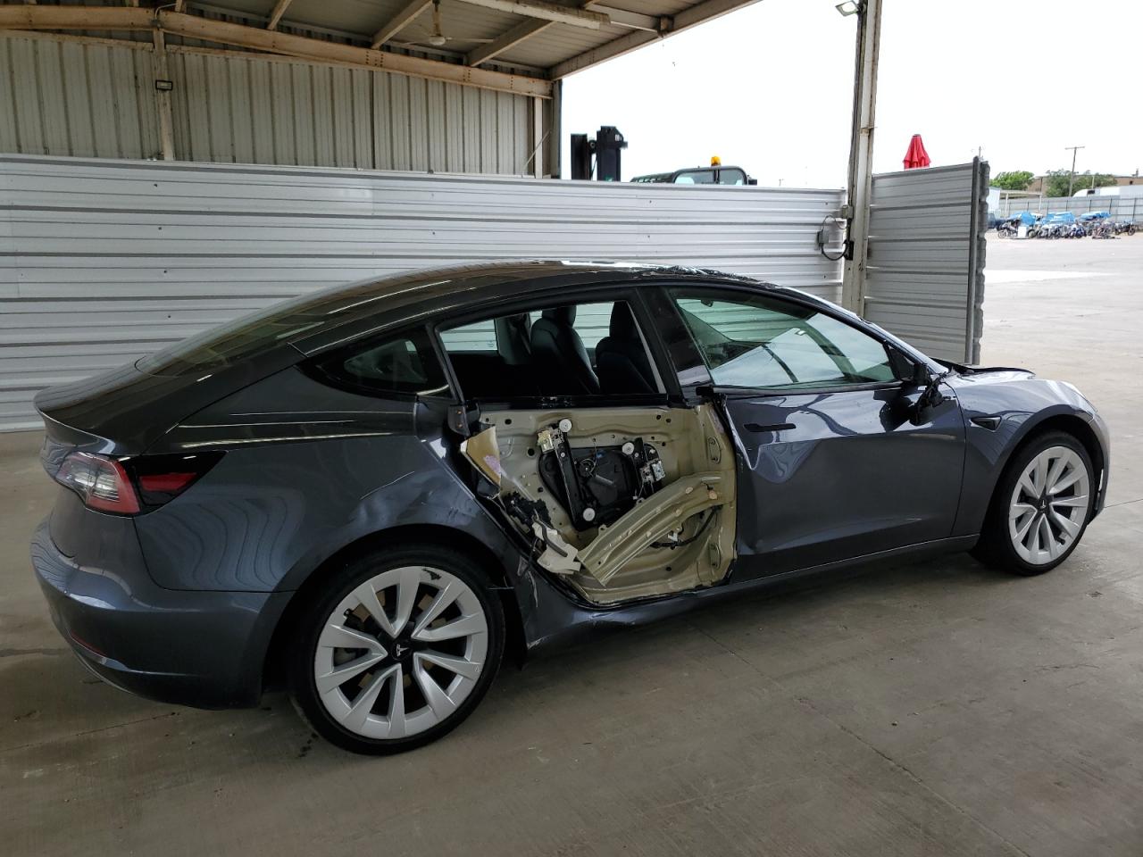 2022 TESLA MODEL 3  VIN:5YJ3E1EA3NF185899