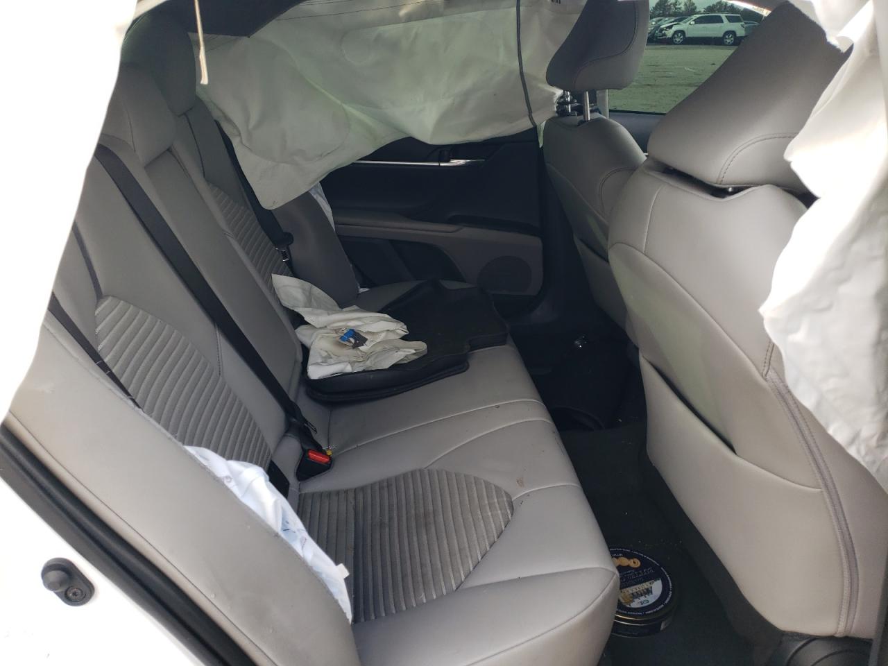 2022 TOYOTA CAMRY SE VIN:4T1G11AK2NU696213