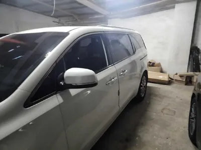 2016 Kia Carnival VIN: