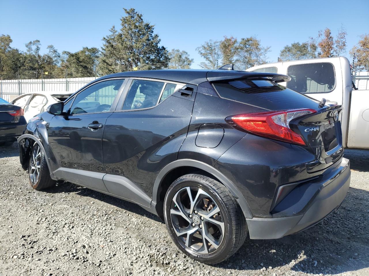 2022 TOYOTA C-HR XLE VIN:NMTKHMBX6NR142102