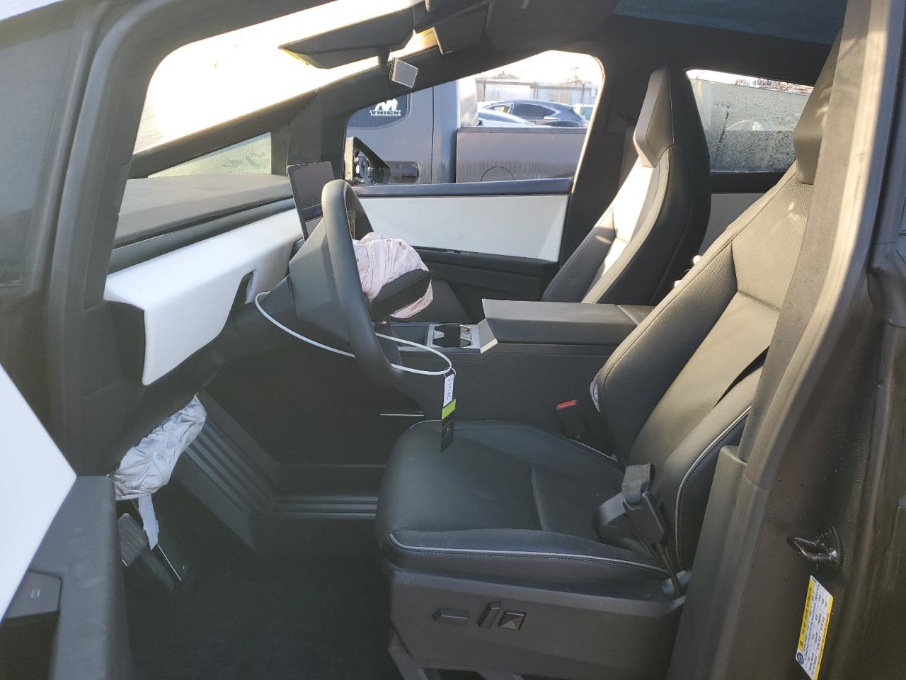 2024 TESLA CYBERTRUCK  VIN:7G2CEHEDXRA013484