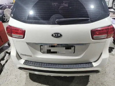 2016 Kia Carnival VIN: