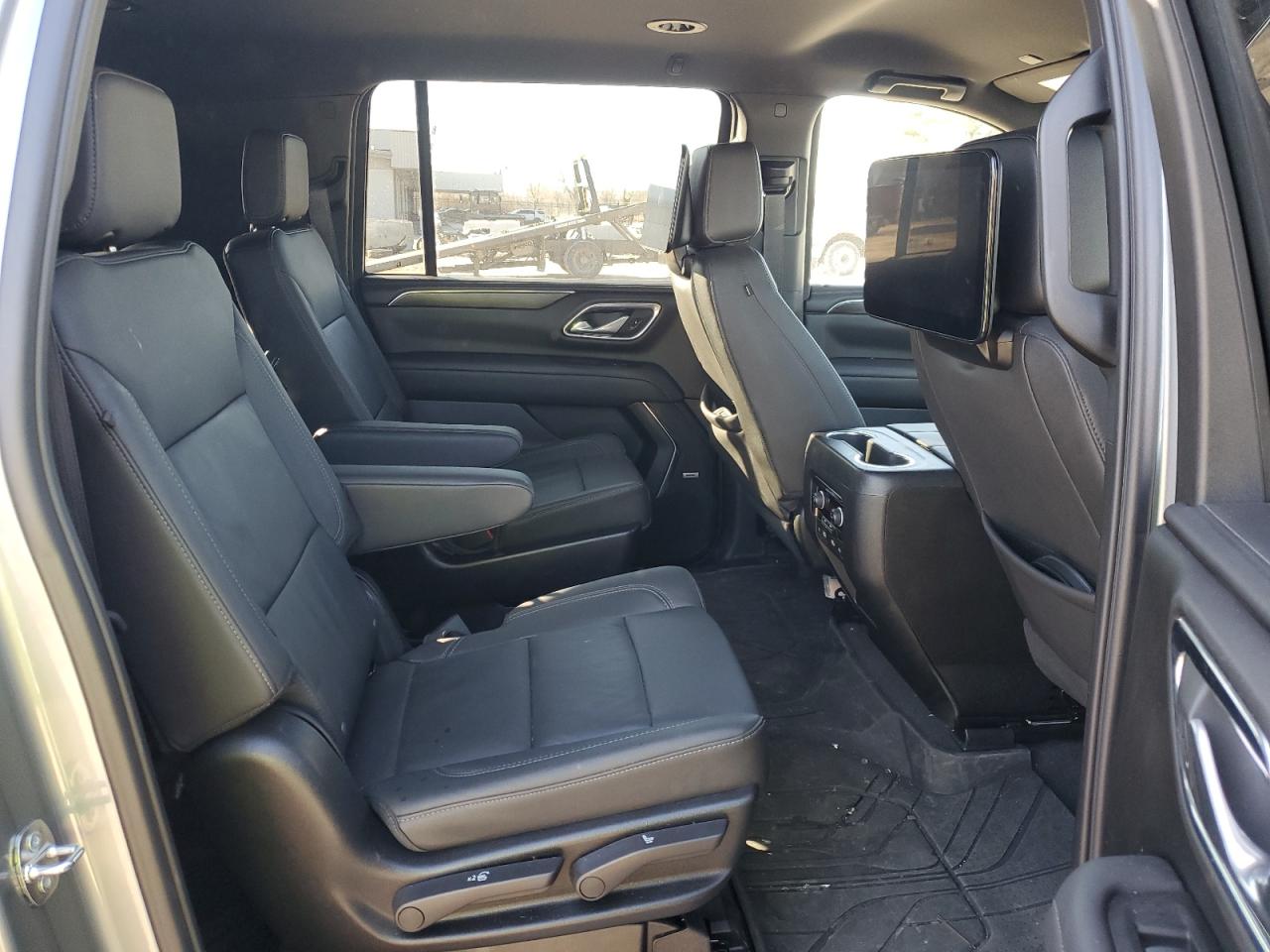 2024 CHEVROLET SUBURBAN K1500 LT VIN:1GNSKCKD9RR185377