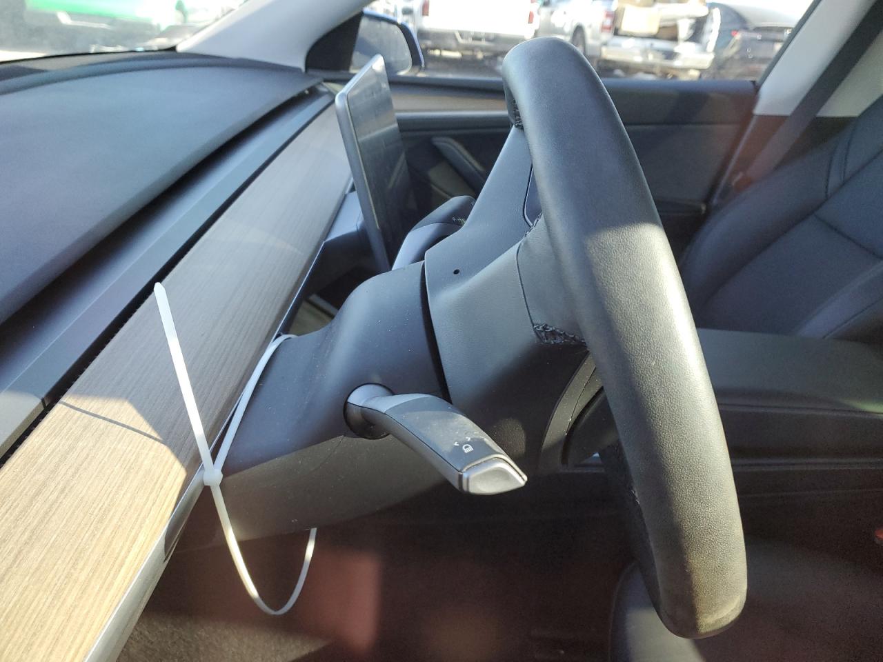 2023 TESLA MODEL Y  VIN:7SAYGDEE1PA192177
