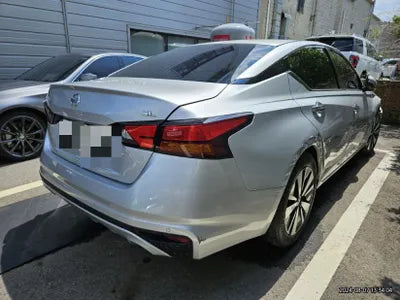 2019 Nissan Altima VIN:
