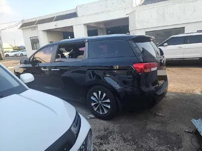 2015 Kia Carnival VIN: