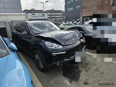 2016 Porsche Cayenne VIN: