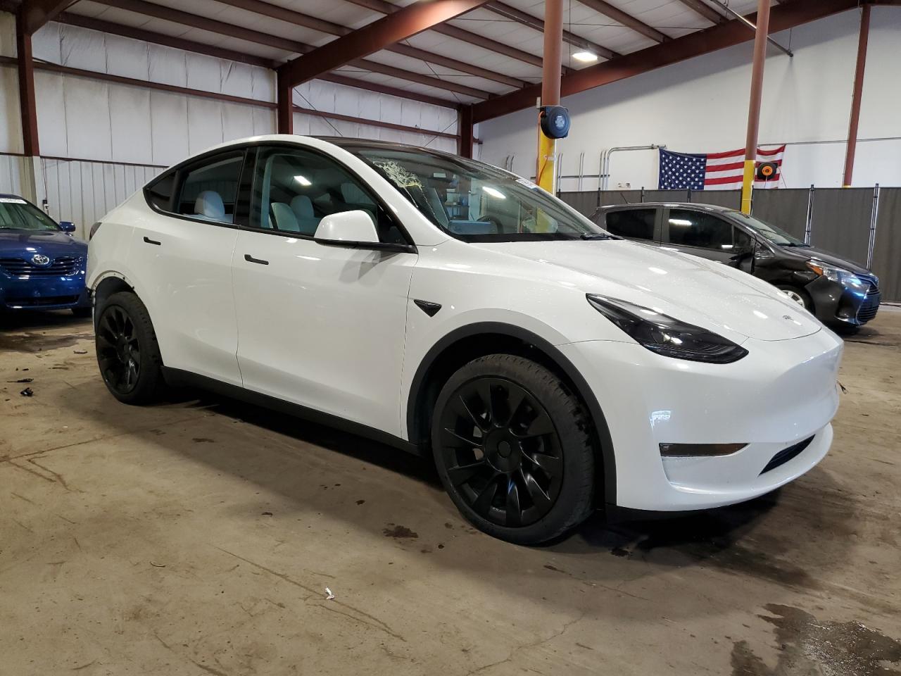 2023 TESLA MODEL Y  VIN:7SAYGDEE8PF783223