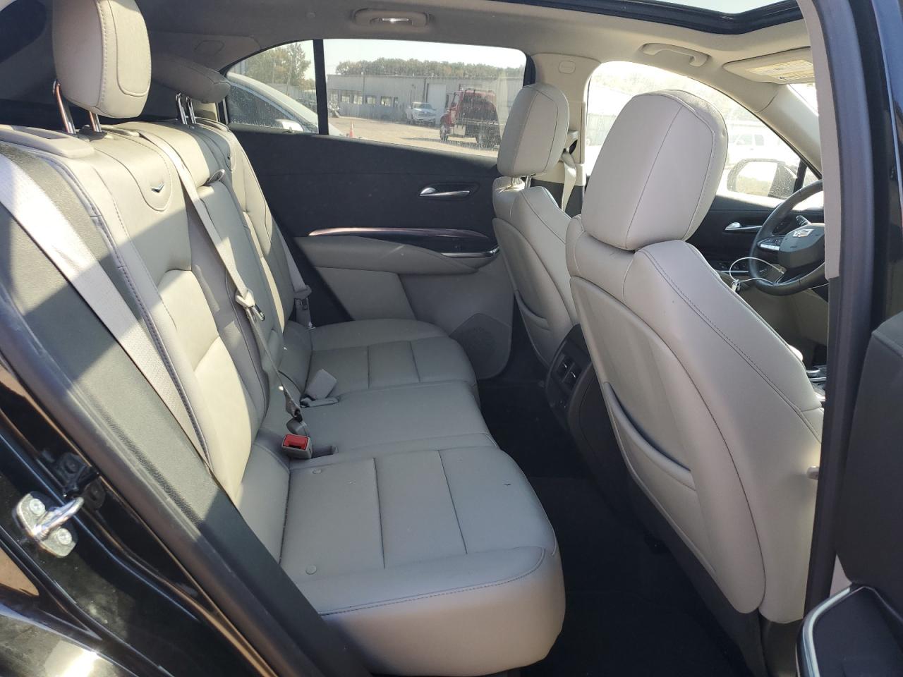 2023 CADILLAC XT4 LUXURY VIN:1GYAZAR41PF219590