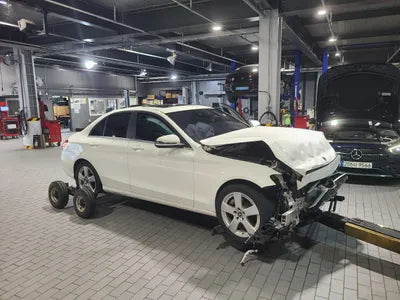 2017 Mercedes-Benz C 200 WDDWF4CB7HF575269 VIN:WDDWF4CB7HF575269