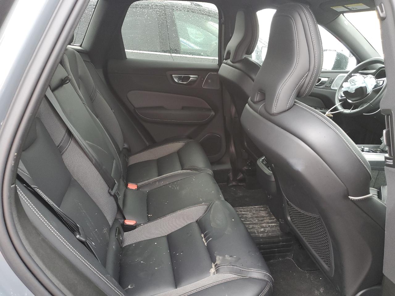 2022 VOLVO XC60 B6 R-DESIGN VIN:LYV062RM1NB048794