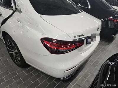 2021 Mercedes-Benz E 300 W1KZF5EBXMA886038 VIN:W1KZF5EBXMA886038