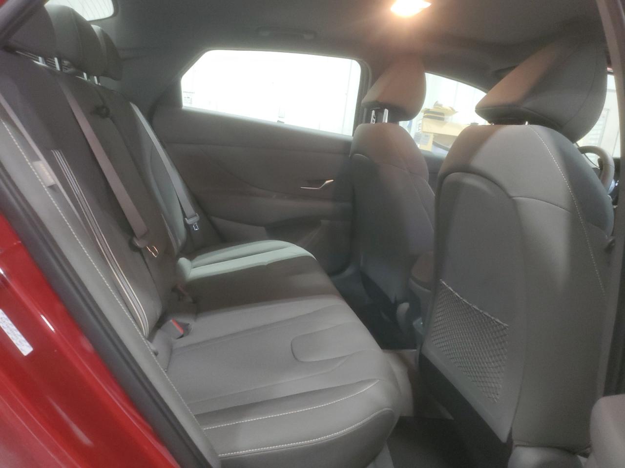 2024 HYUNDAI ELANTRA SEL VIN:KMHLS4DG6RU841070