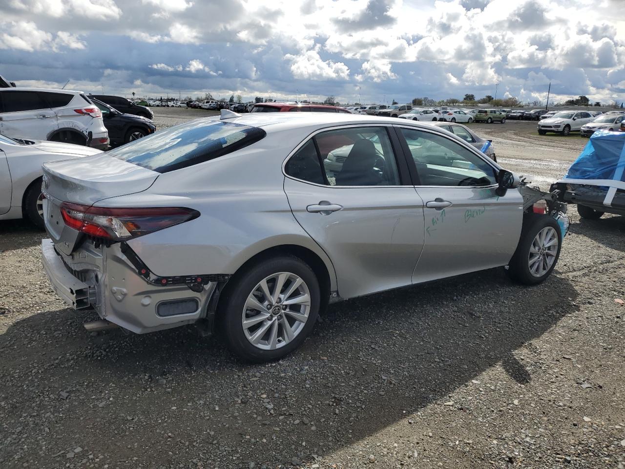 2023 TOYOTA CAMRY LE VIN:4T1C11AK9PU813030