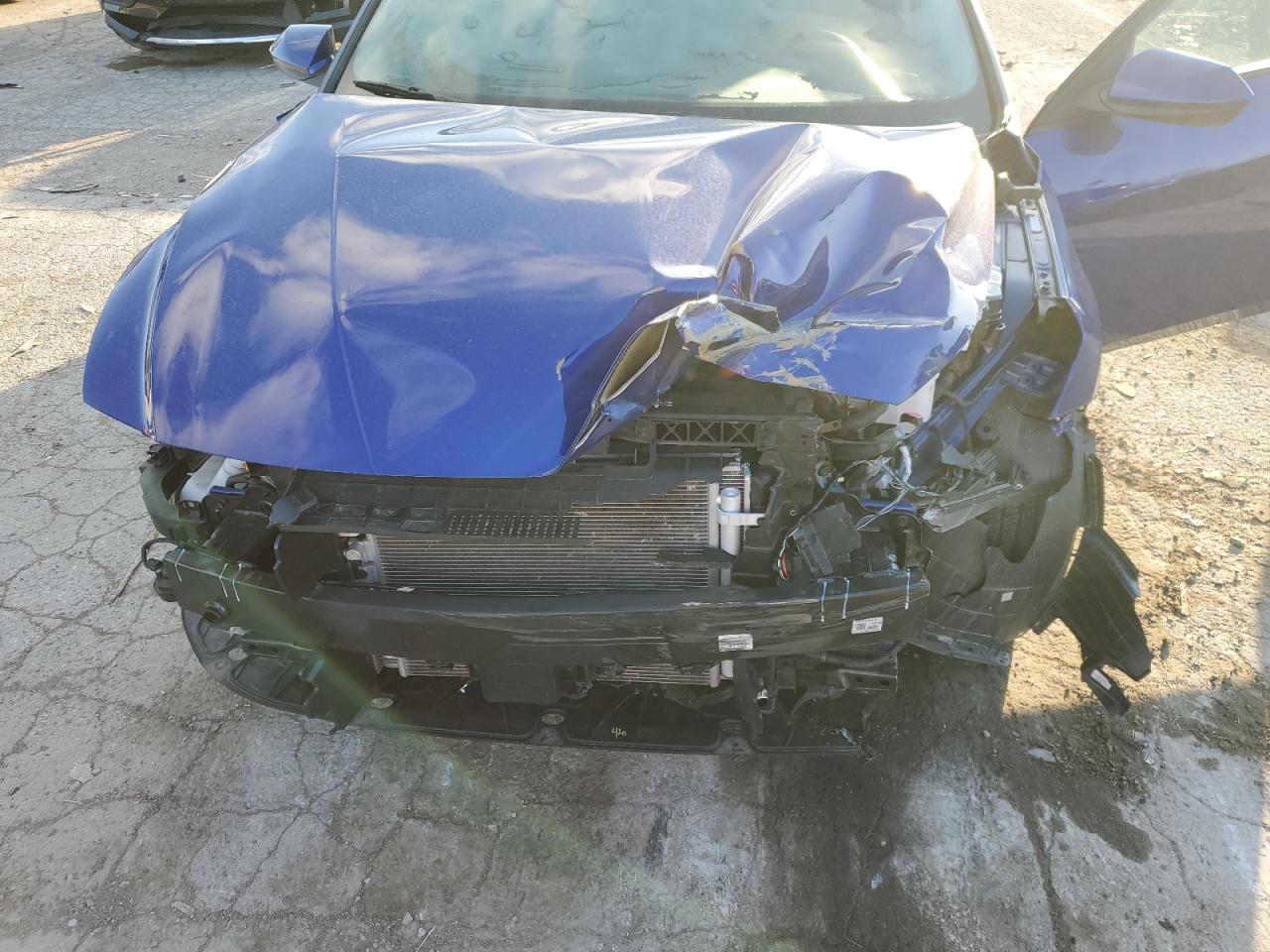 2022 HYUNDAI ELANTRA BLUE VIN:KMHLM4AJ5NU020661