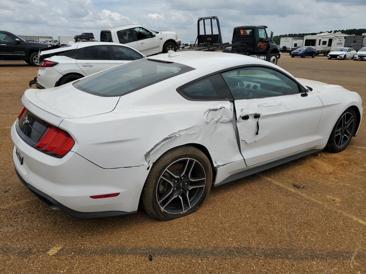 2022 FORD MUSTANG  VIN:1FA6P8TH2N5104902