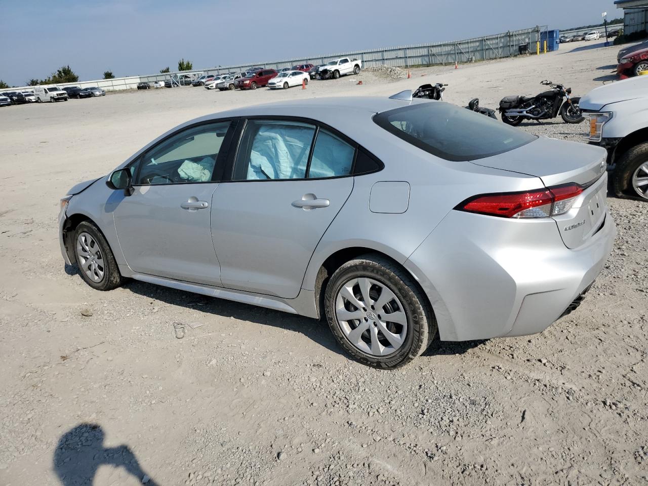 2022 TOYOTA COROLLA LE VIN:5YFEPMAE3NP296647