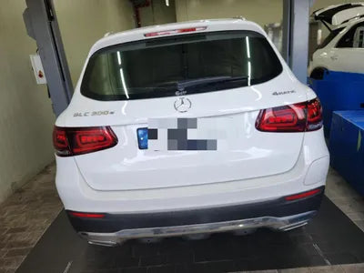 2021 Mercedes-Benz GLC 300 VIN: