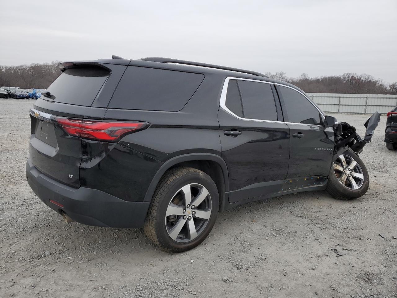 2022 CHEVROLET TRAVERSE LT VIN:1GNEVHKW5NJ108324