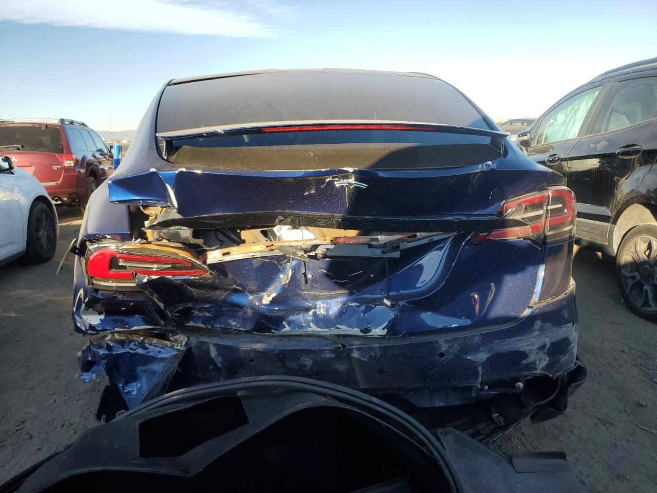 2022 TESLA MODEL X  VIN:7SAXCAE55NF359694