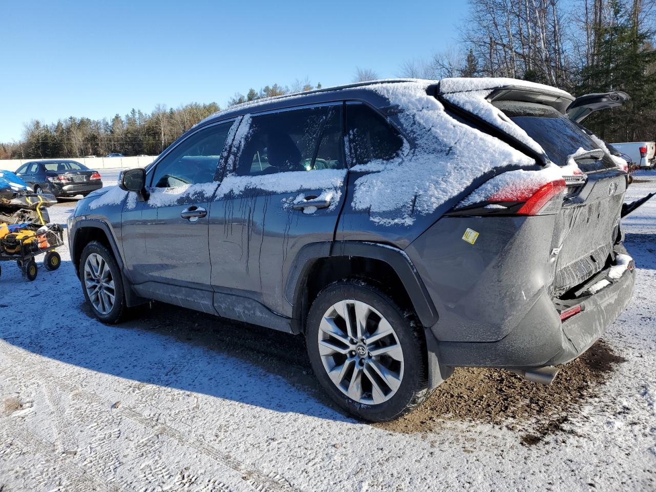 2022 TOYOTA RAV4 XLE VIN:2T3R1RFV0NC297982