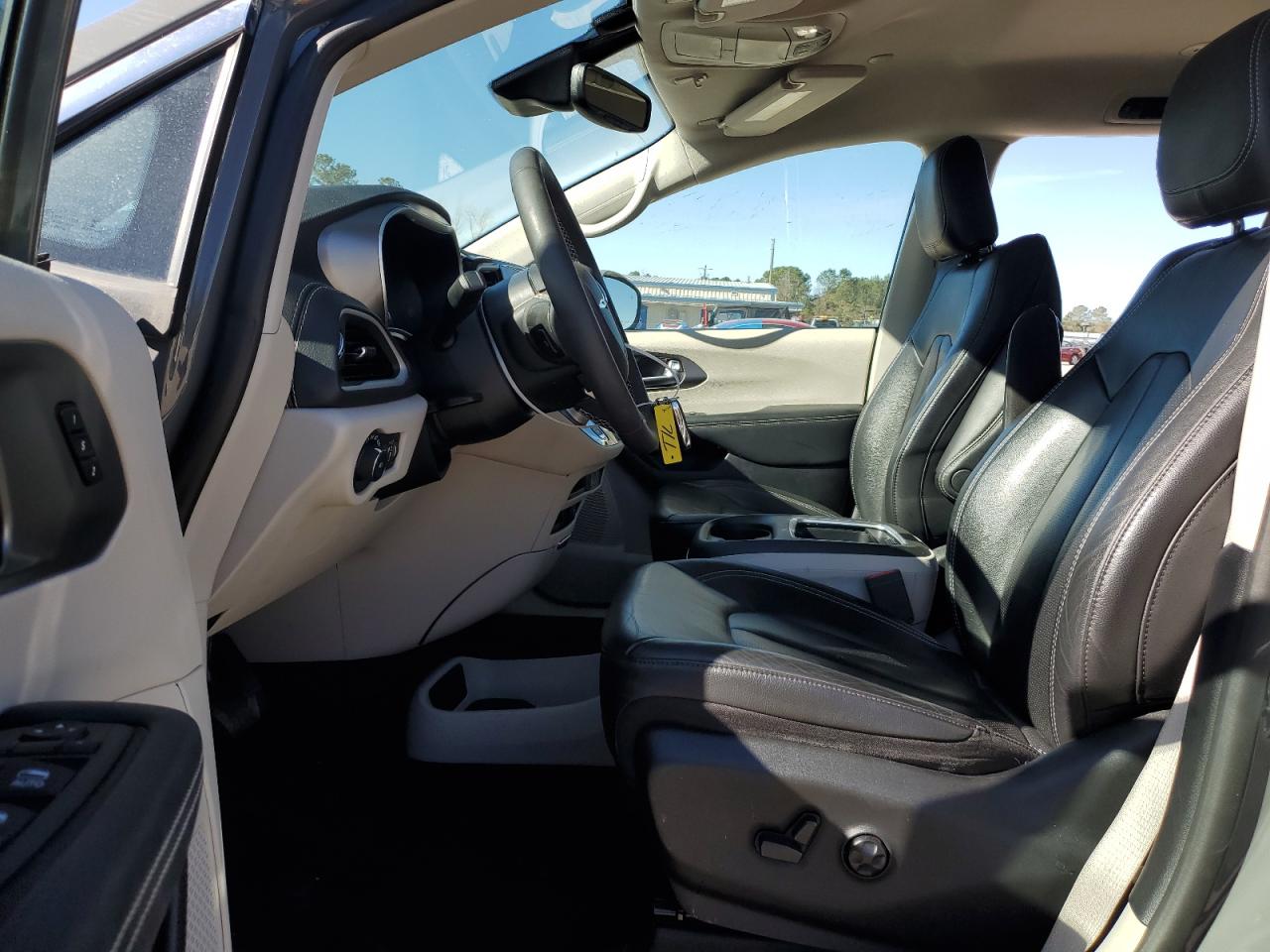 2022 CHRYSLER PACIFICA TOURING L VIN:5UXTS3C52KLR73137