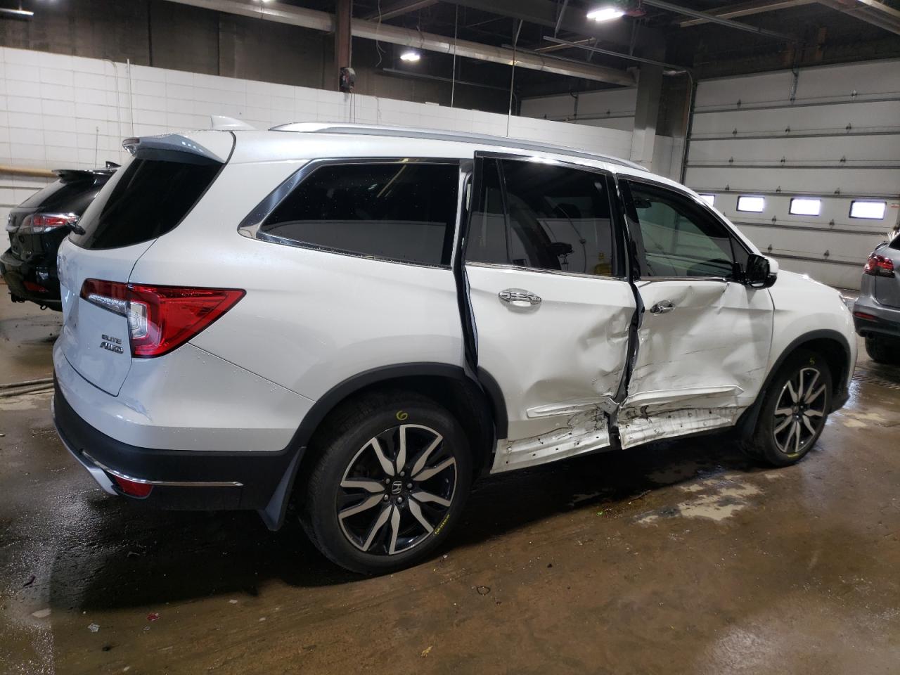 2022 HONDA PILOT ELITE VIN:5FNYF6H00NB025854