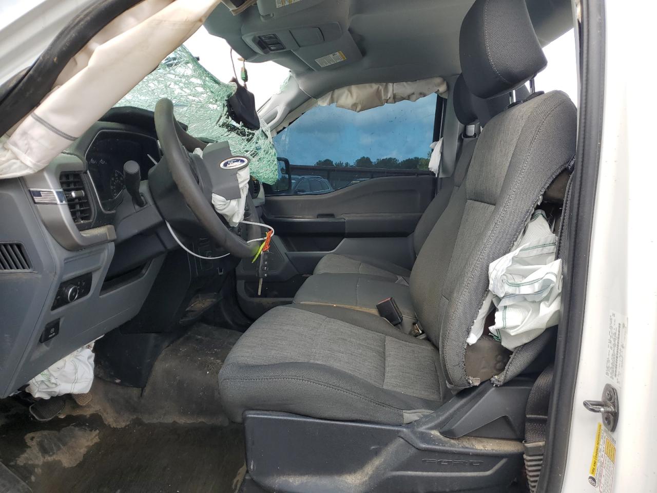 2022 FORD F150  VIN:1FTMF1CB8NKE49134